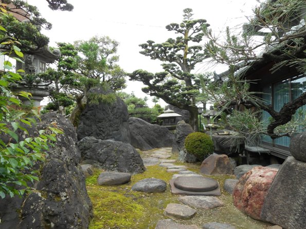 庭つくりの瓜生庭園