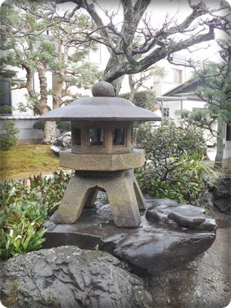 瓜生庭園の灯篭5